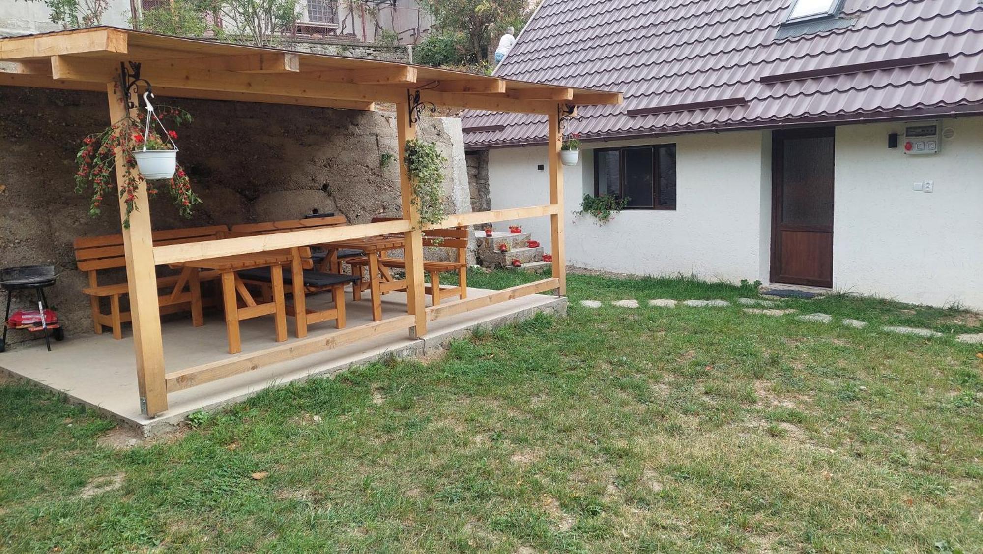 Casa Noua Villa Sasca Montana Bagian luar foto